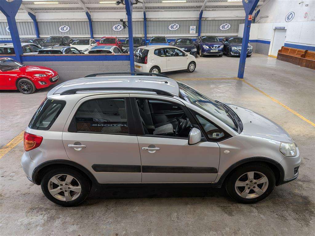 <p>2013 SUZUKI SX4 SZ4</p>