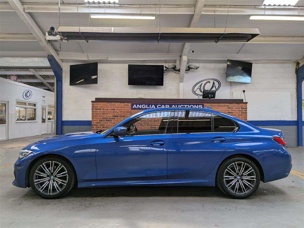 <p>2019 BMW 320D M SPORT AUTO</p>