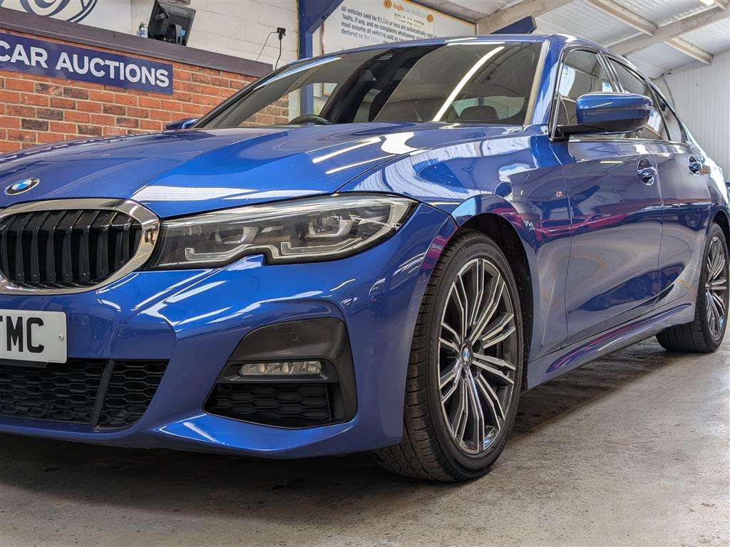 <p>2019 BMW 320D M SPORT AUTO</p>
