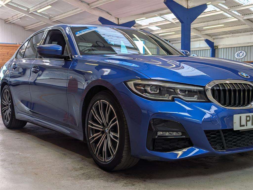 <p>2019 BMW 320D M SPORT AUTO</p>