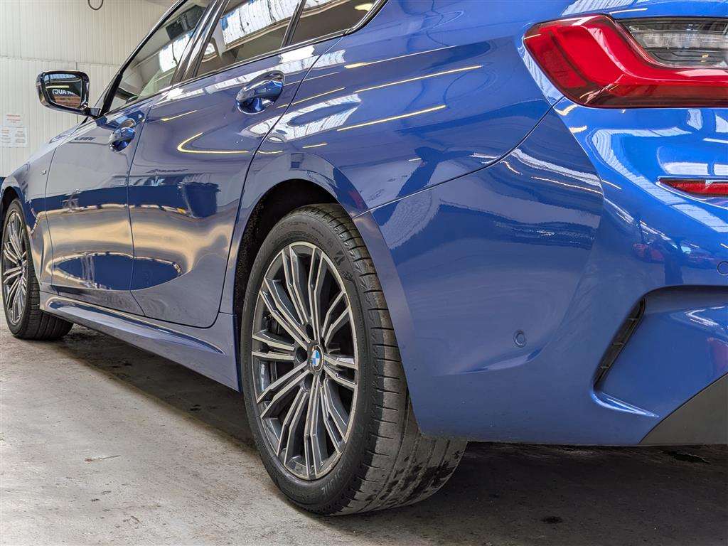 <p>2019 BMW 320D M SPORT AUTO</p>