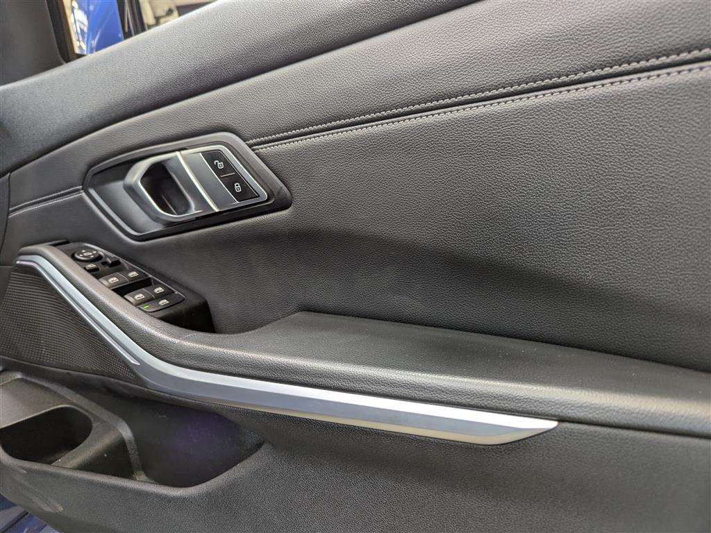 <p>2019 BMW 320D M SPORT AUTO</p>