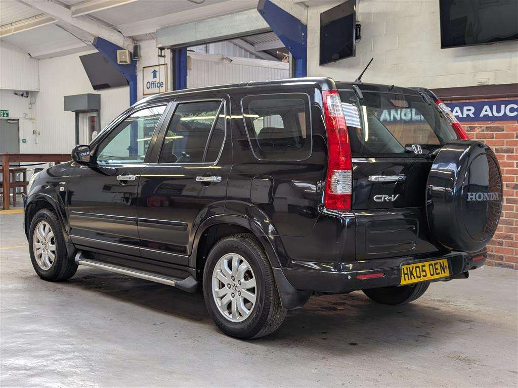 <p>2005 HONDA CR-V VTEC EXECUTIVE AUTO</p>