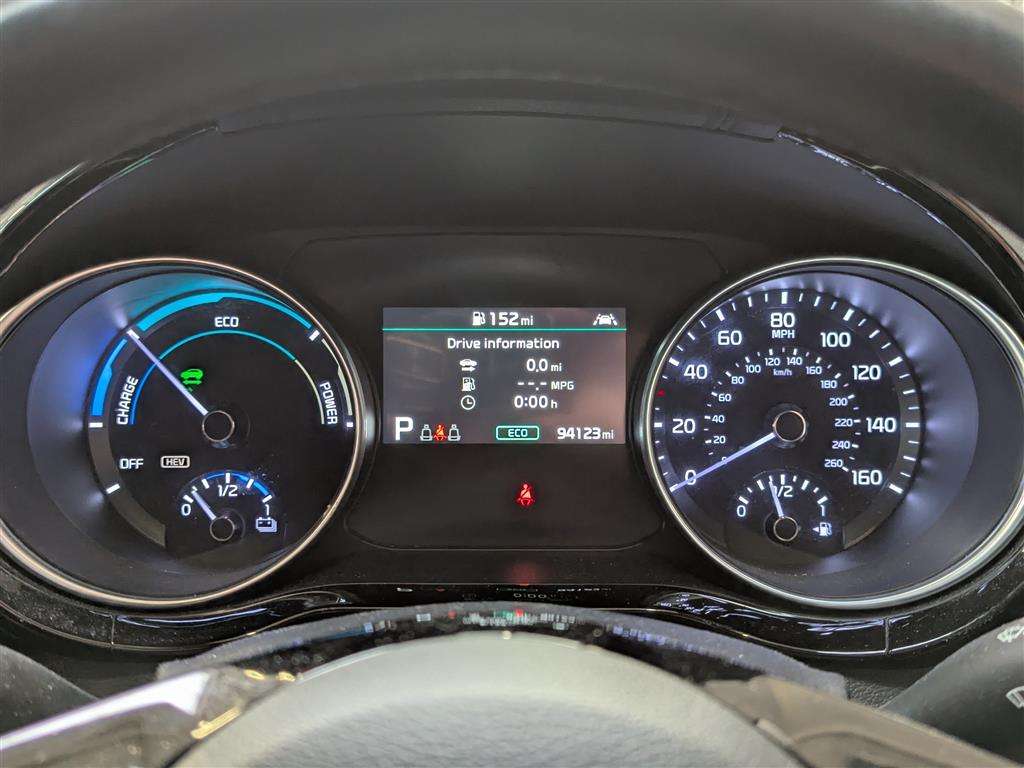 <p>2021 KIA XCEED 3 PHEV S-A</p>