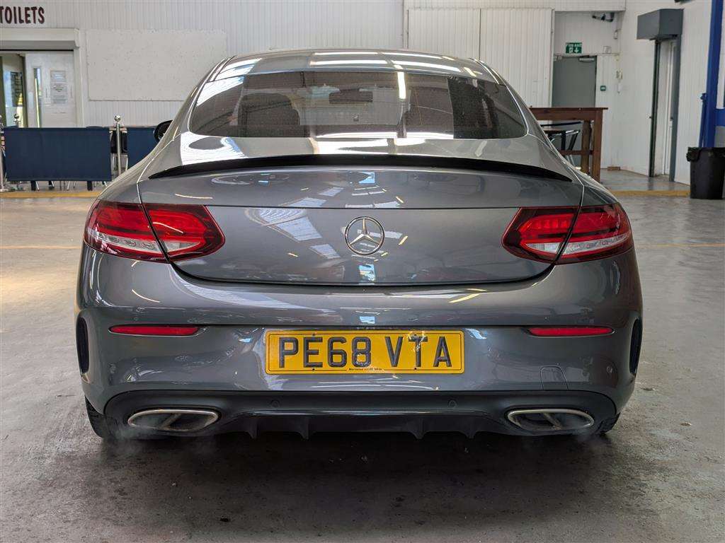 <p>2018 MERCEDES-BENZ C 300 AMG LINE AUTO</p>