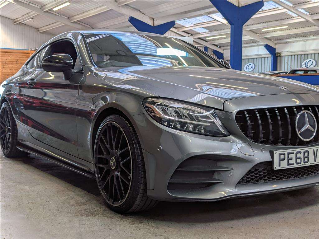 <p>2018 MERCEDES-BENZ C 300 AMG LINE AUTO</p>