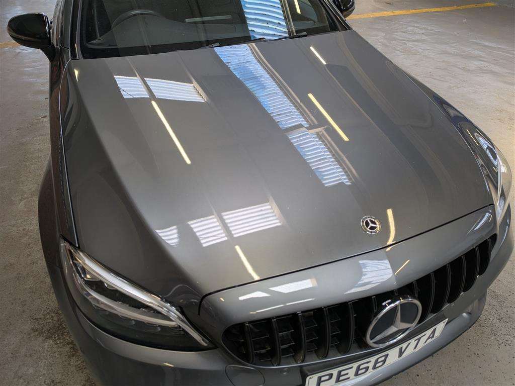 <p>2018 MERCEDES-BENZ C 300 AMG LINE AUTO</p>