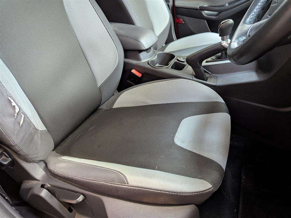 <p>2012 FORD FOCUS ZETEC TURBO</p>