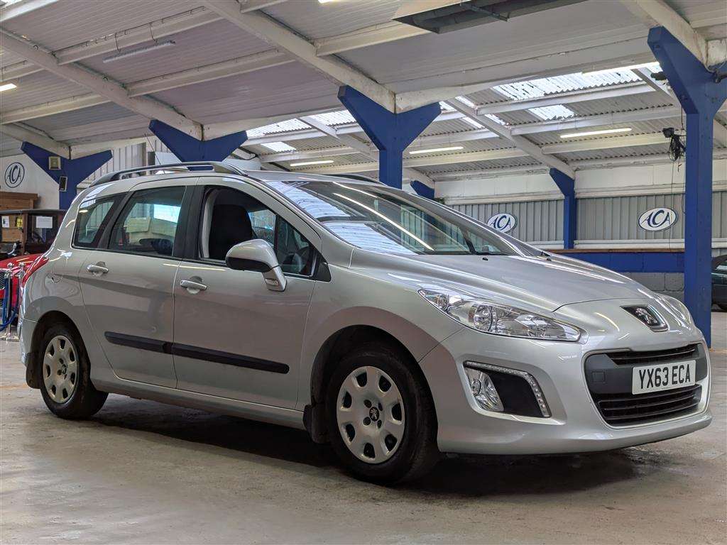 <p>2013 PEUGEOT 308 ACCESS SW HDI</p>