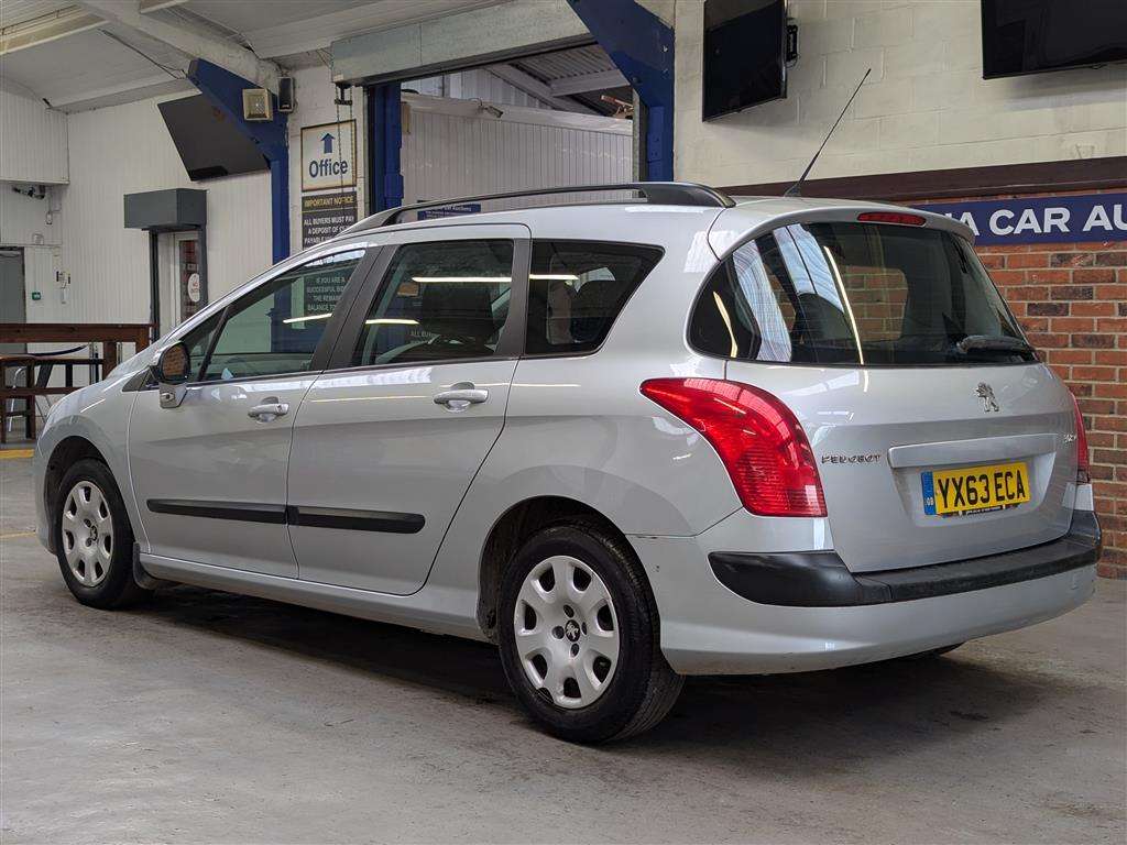 <p>2013 PEUGEOT 308 ACCESS SW HDI</p>