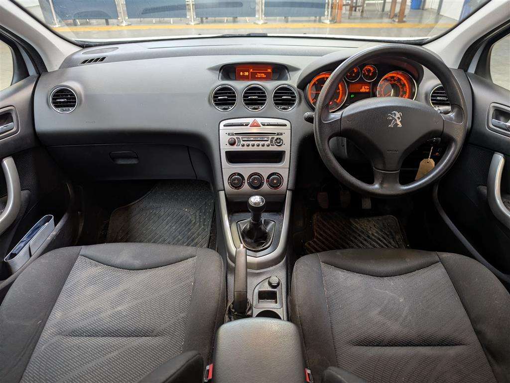 <p>2013 PEUGEOT 308 ACCESS SW HDI</p>