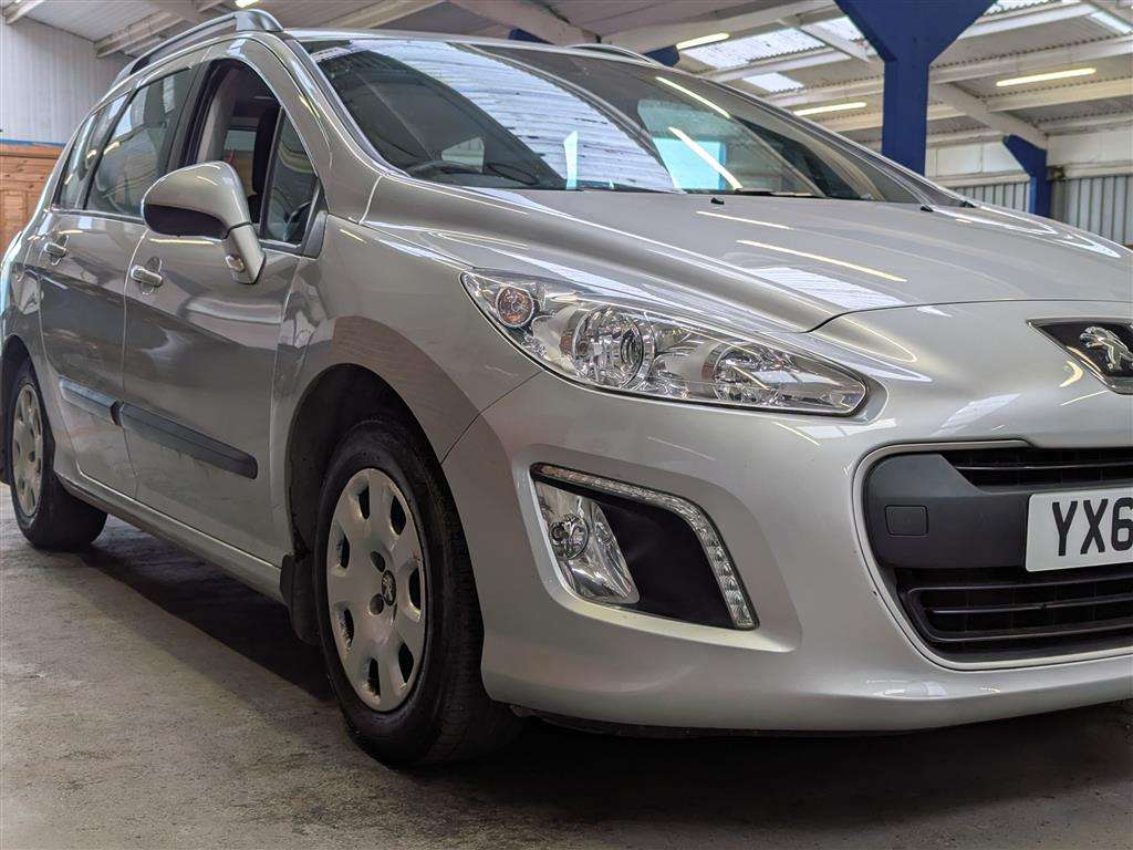 <p>2013 PEUGEOT 308 ACCESS SW HDI</p>