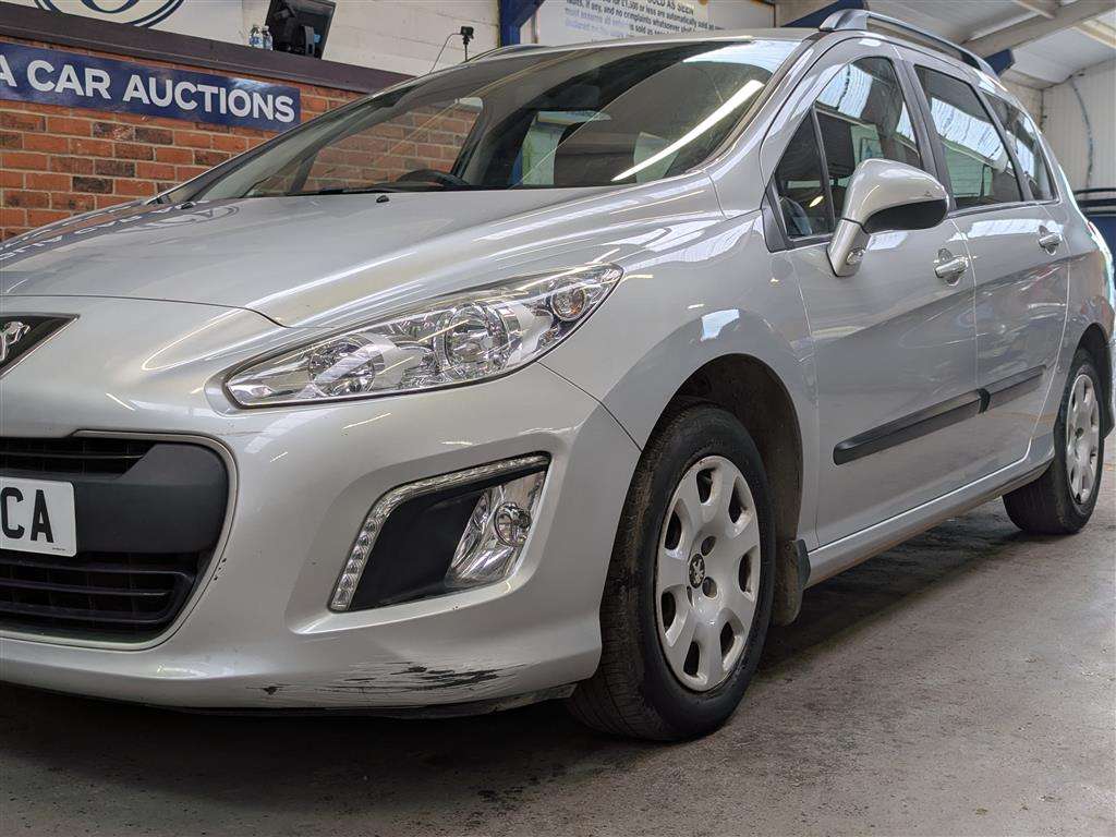 <p>2013 PEUGEOT 308 ACCESS SW HDI</p>