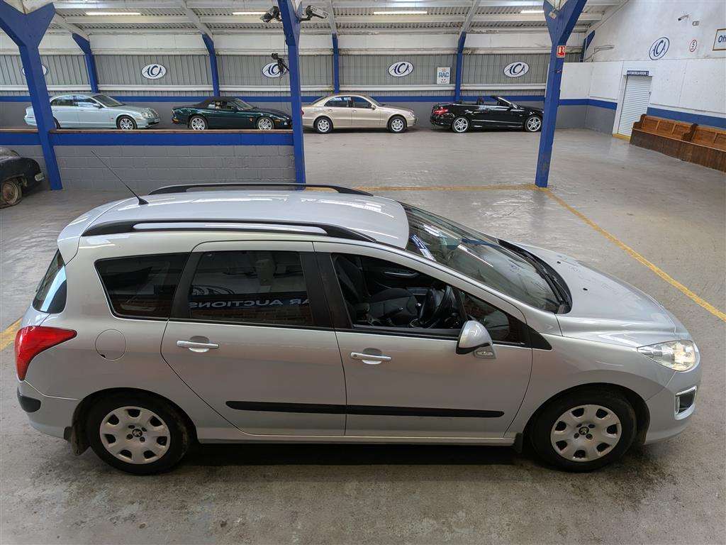 <p>2013 PEUGEOT 308 ACCESS SW HDI</p>