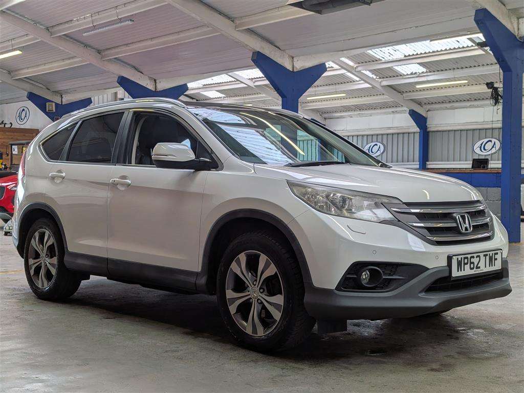 <p>2013 HONDA CR-V EX I-DTEC</p>