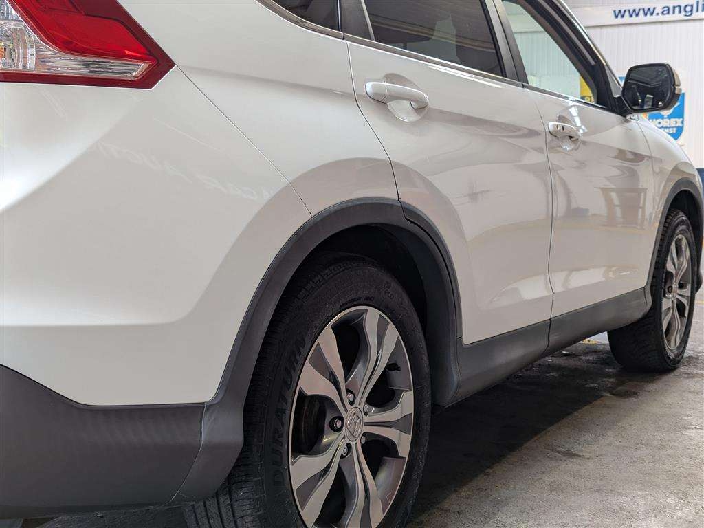 <p>2013 HONDA CR-V EX I-DTEC</p>