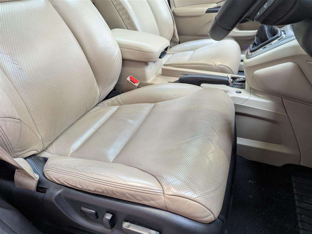 <p>2012 HONDA CR-V EX I-DTEC</p>