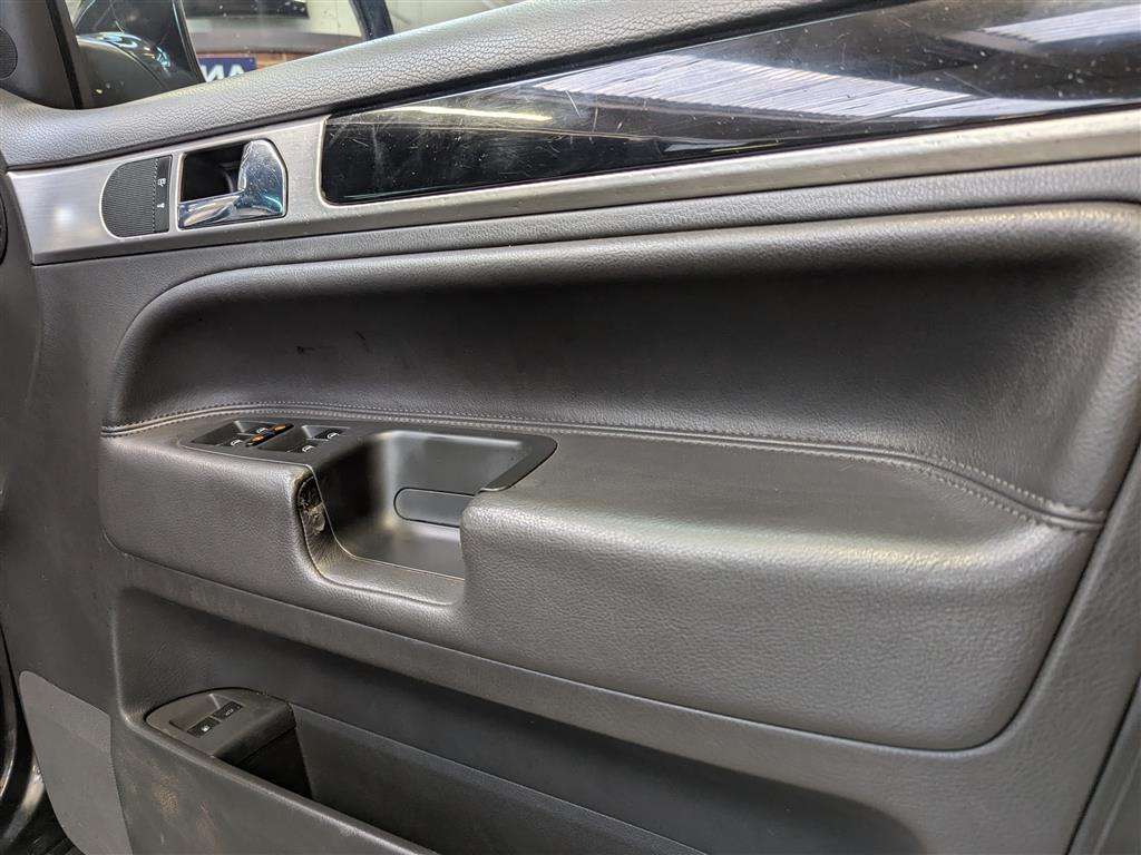 <p>2007 VOLKSWAGEN TOUAREG ALT TDI V6 225 A</p>