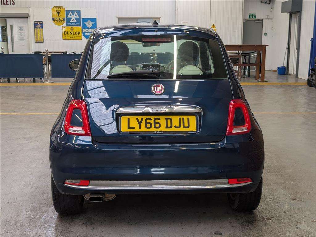 <p>2016 FIAT 500 LOUNGE</p>