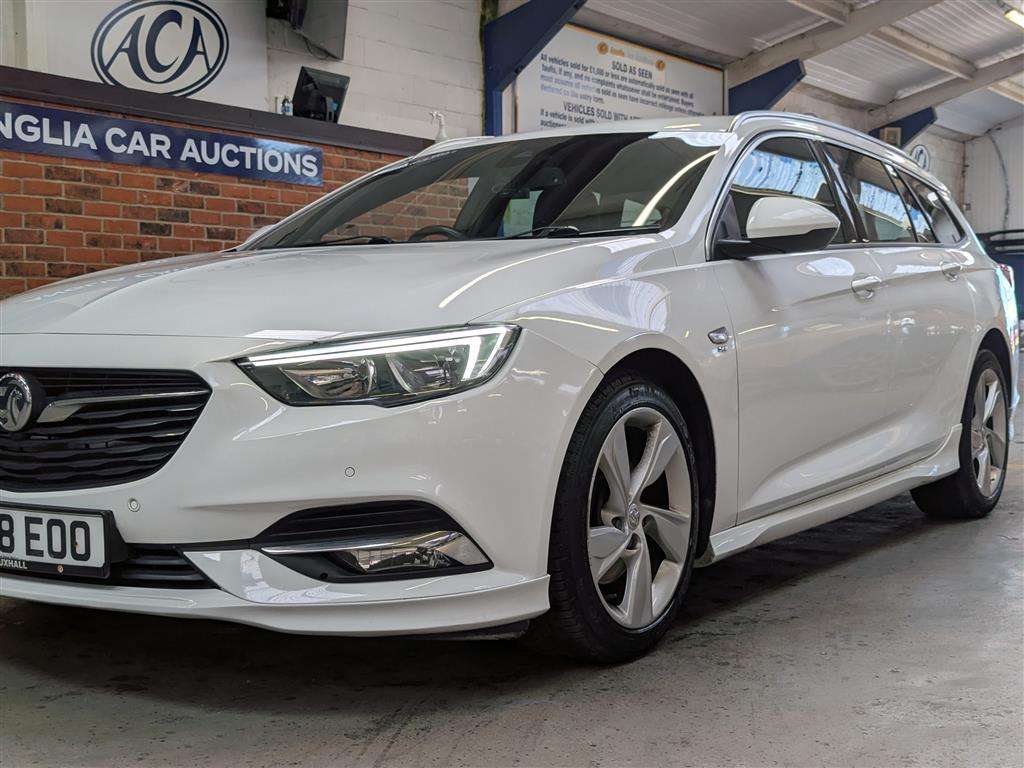 <p>2018 VAUXHALL INSIGNIA SRI VX-LINE NAV</p>