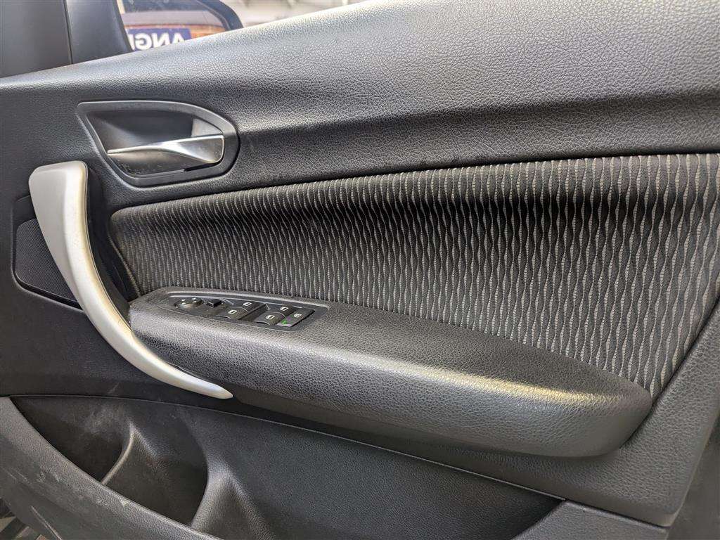 <p>2017 BMW 116D ED PLUS</p>