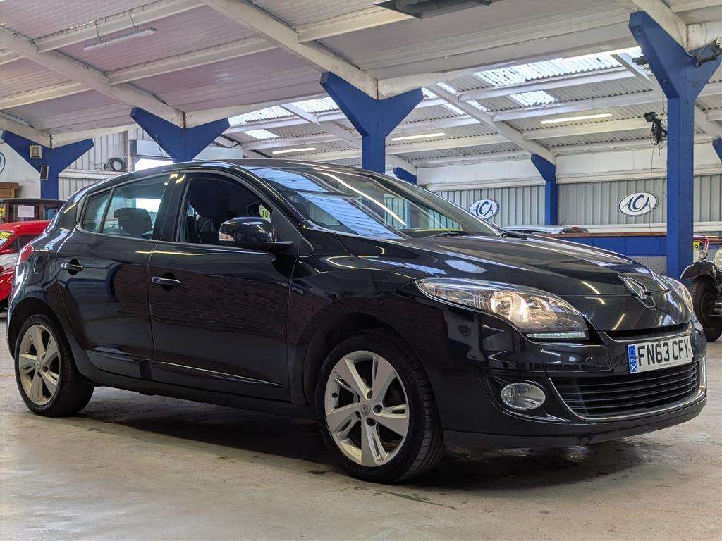 <p>2013 RENAULT MEGANE DYNAMIQUE DCI</p>