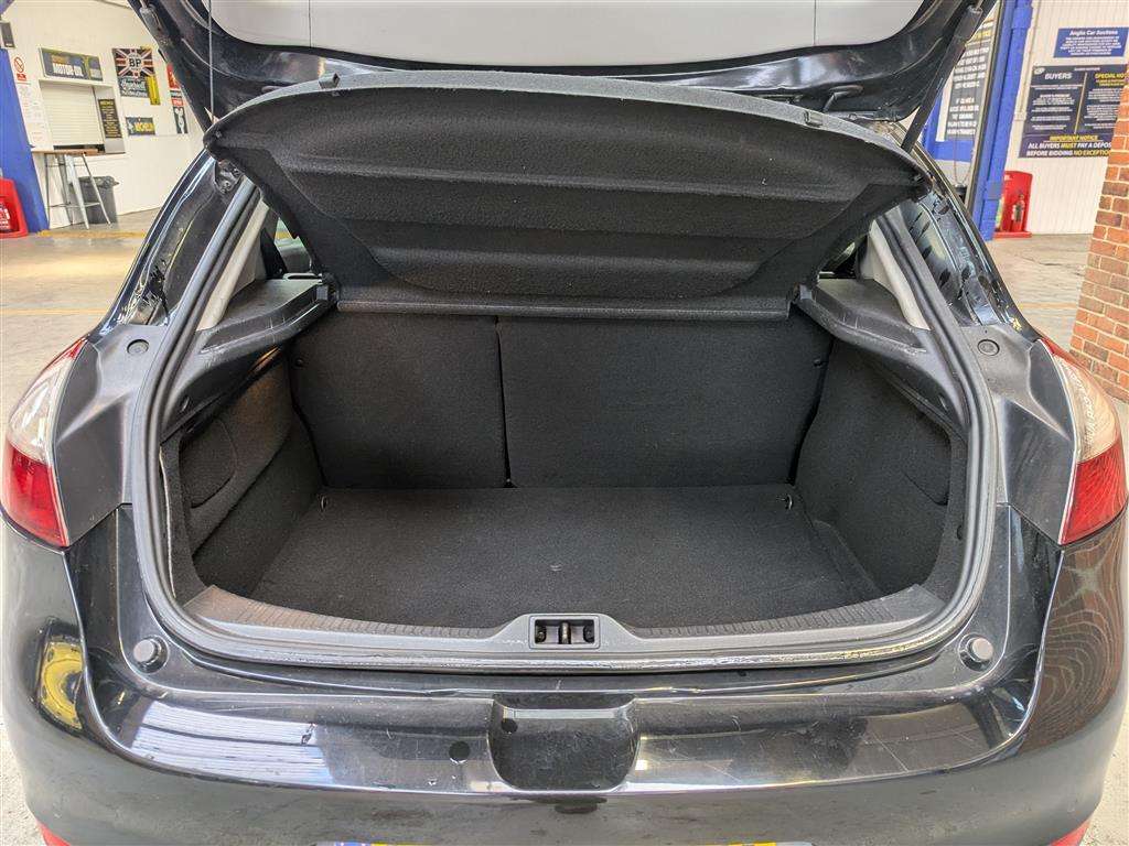 <p>2013 RENAULT MEGANE DYNAMIQUE DCI</p>