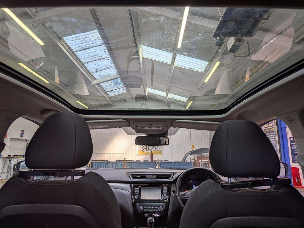 <p>2018 NISSAN QASHQAI N-CONNECTA DIG-T</p>