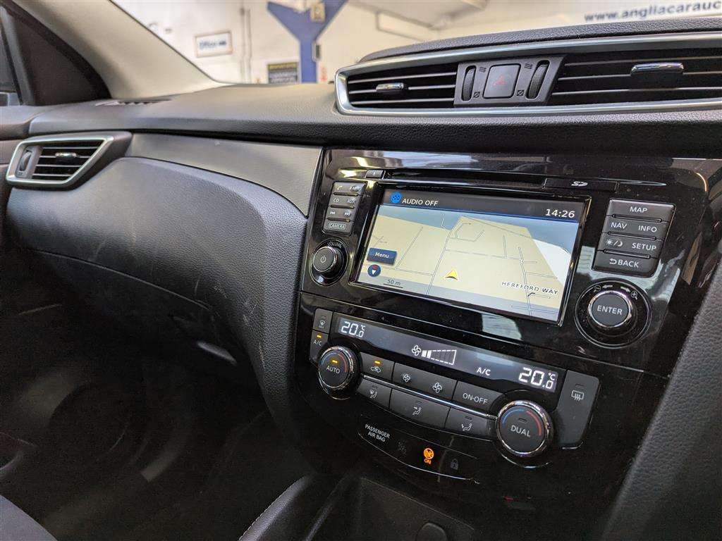 <p>2018 NISSAN QASHQAI N-CONNECTA DIG-T</p>