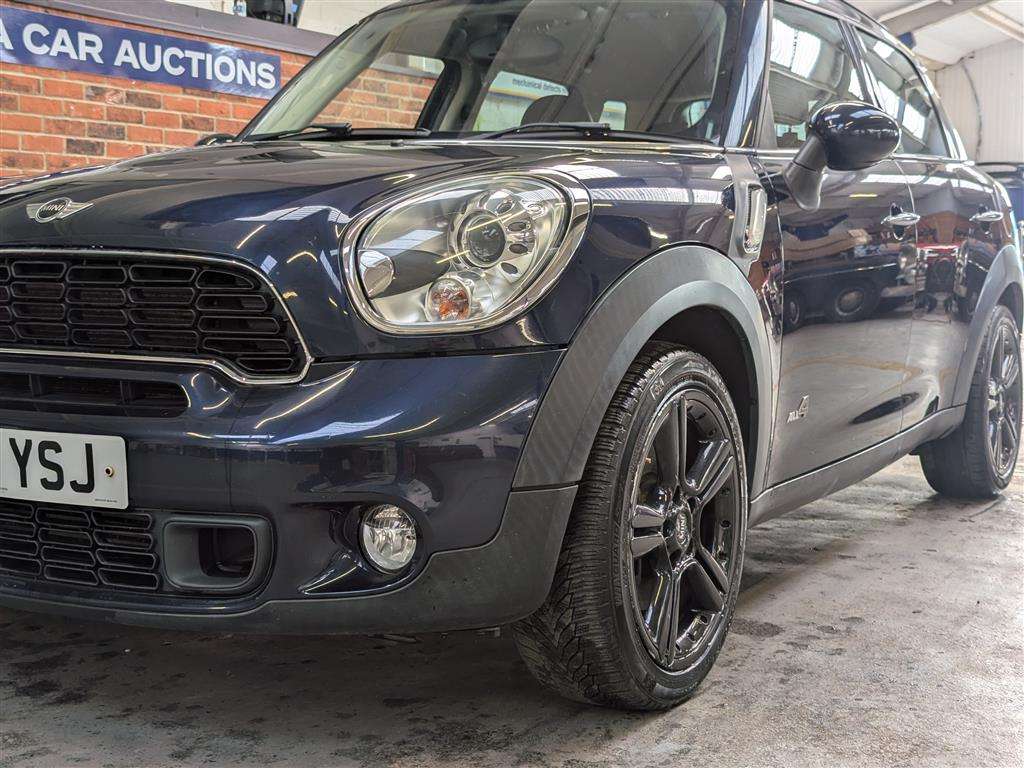 <p>2011 MINI COUNTRYMAN COOPER S ALL4</p>