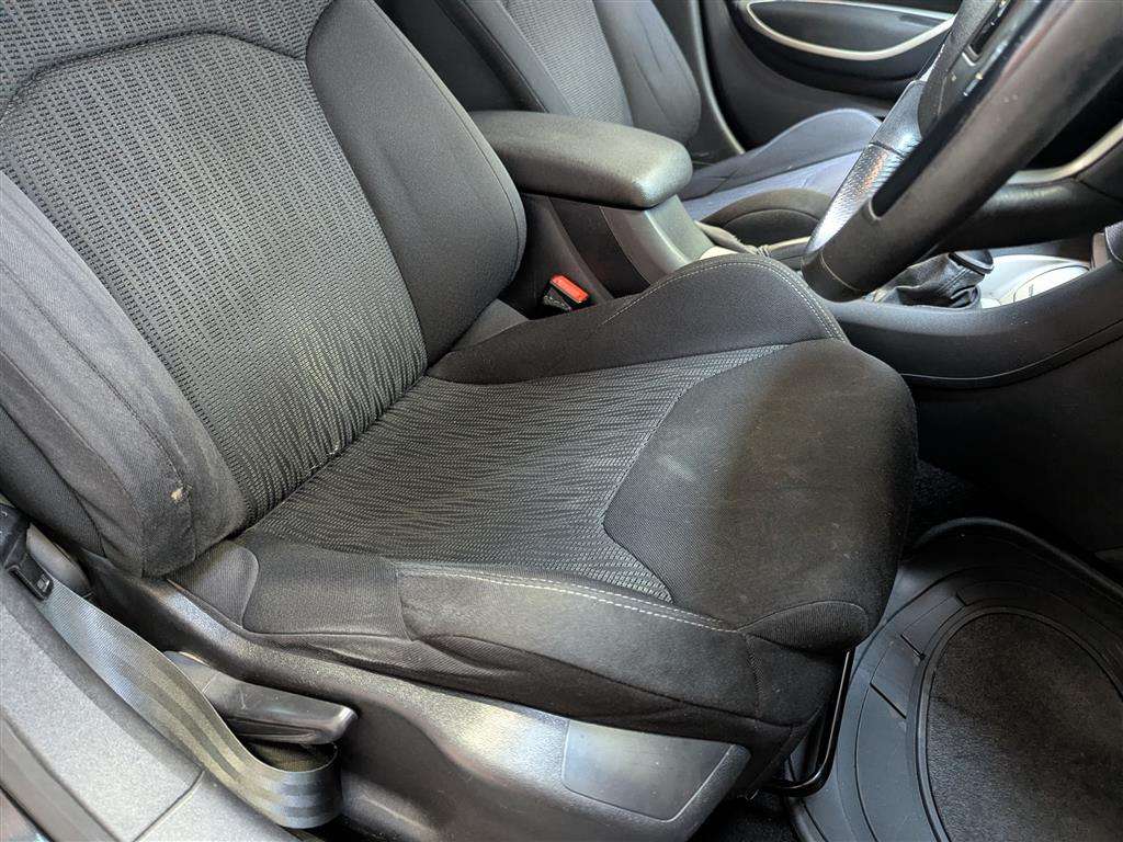 <p>2011 CITROEN C5 VTR PLUS NAV HDI 160 A</p>