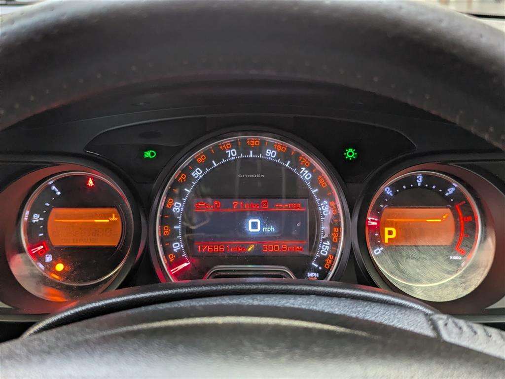 <p>2011 CITROEN C5 VTR PLUS NAV HDI 160 A</p>