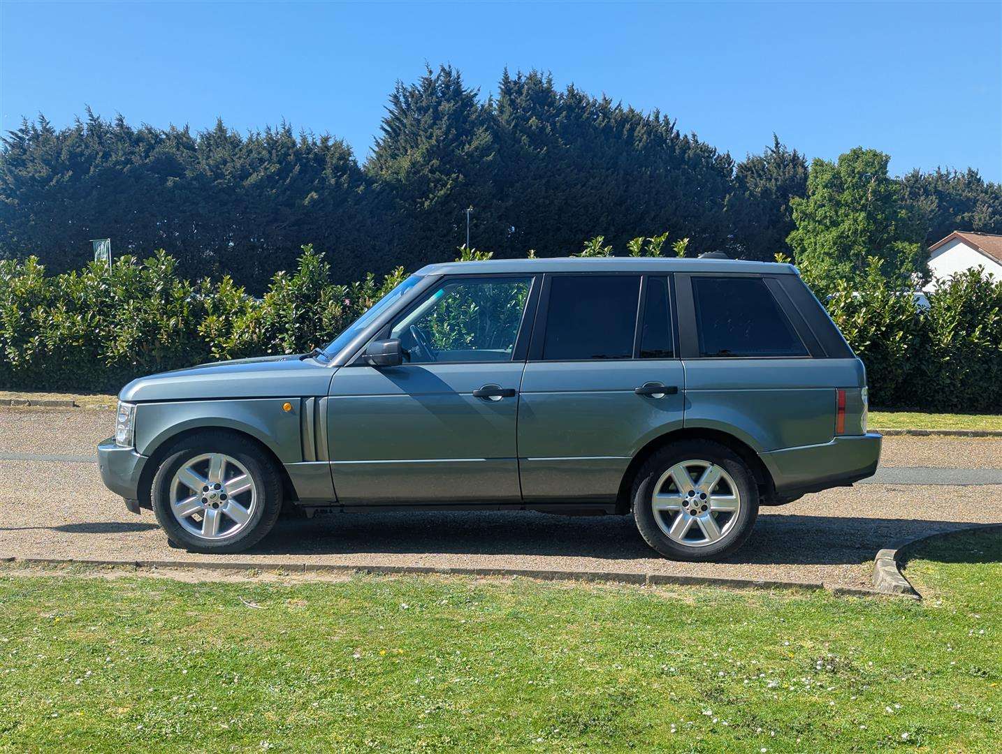 <p>2004 LAND ROVER RANGE ROVER HSE TD6 AUTO</p>