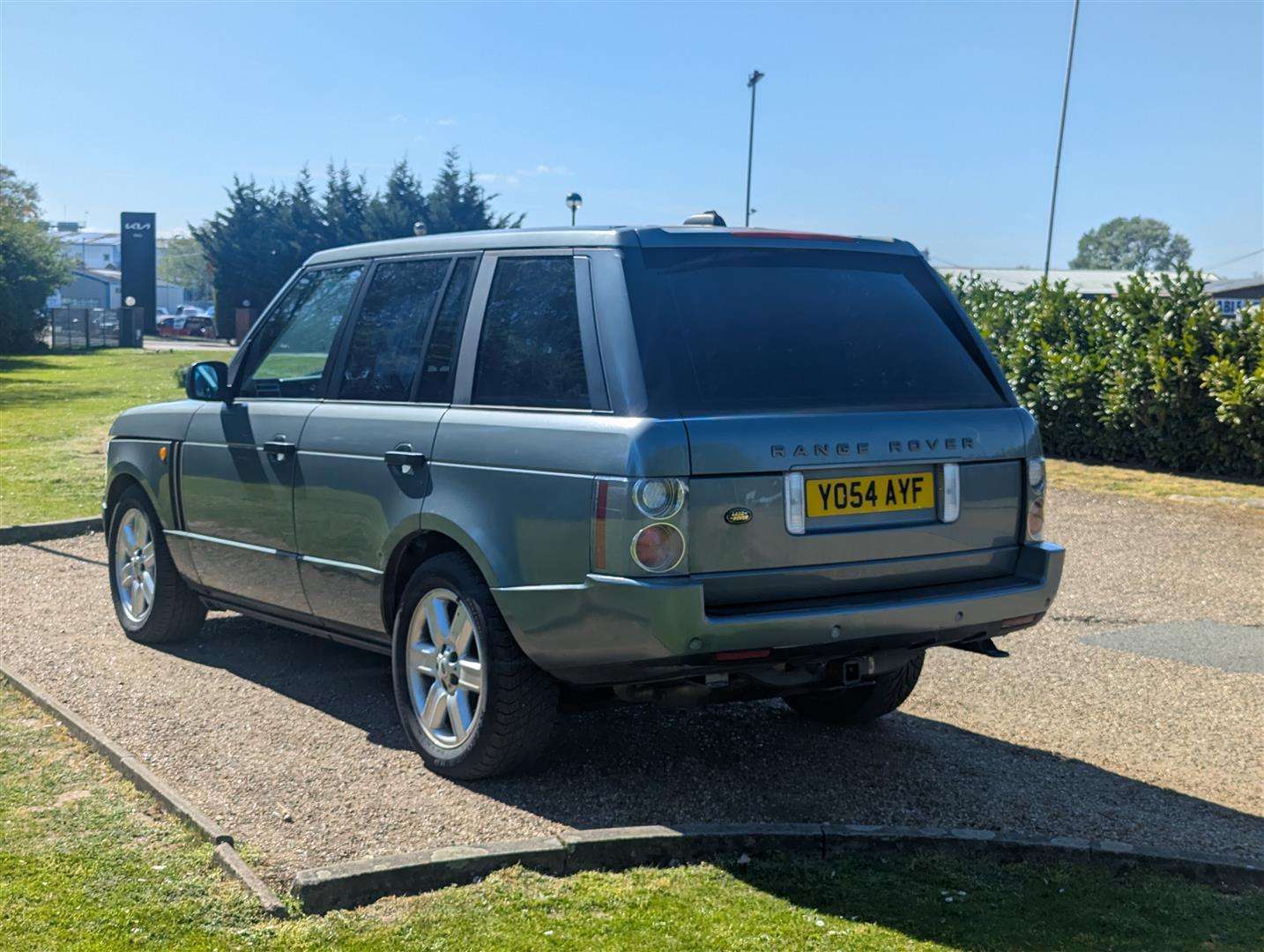 <p>2004 LAND ROVER RANGE ROVER HSE TD6 AUTO</p>