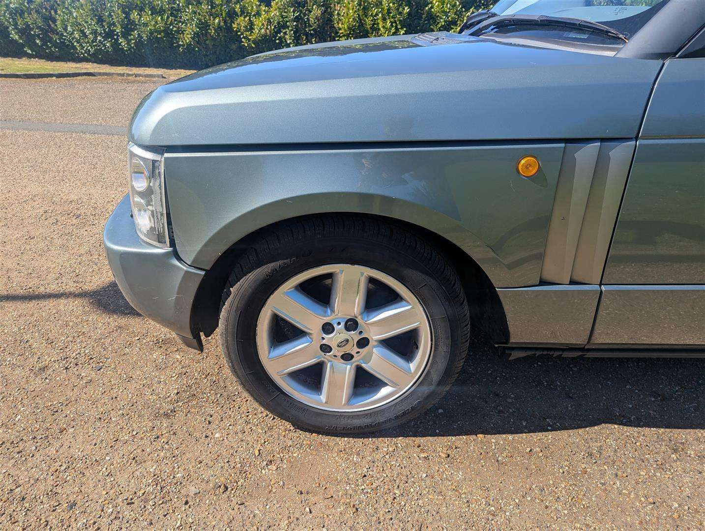 <p>2004 LAND ROVER RANGE ROVER HSE TD6 AUTO</p>