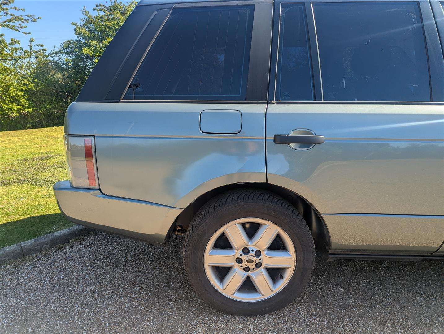 <p>2004 LAND ROVER RANGE ROVER HSE TD6 AUTO</p>