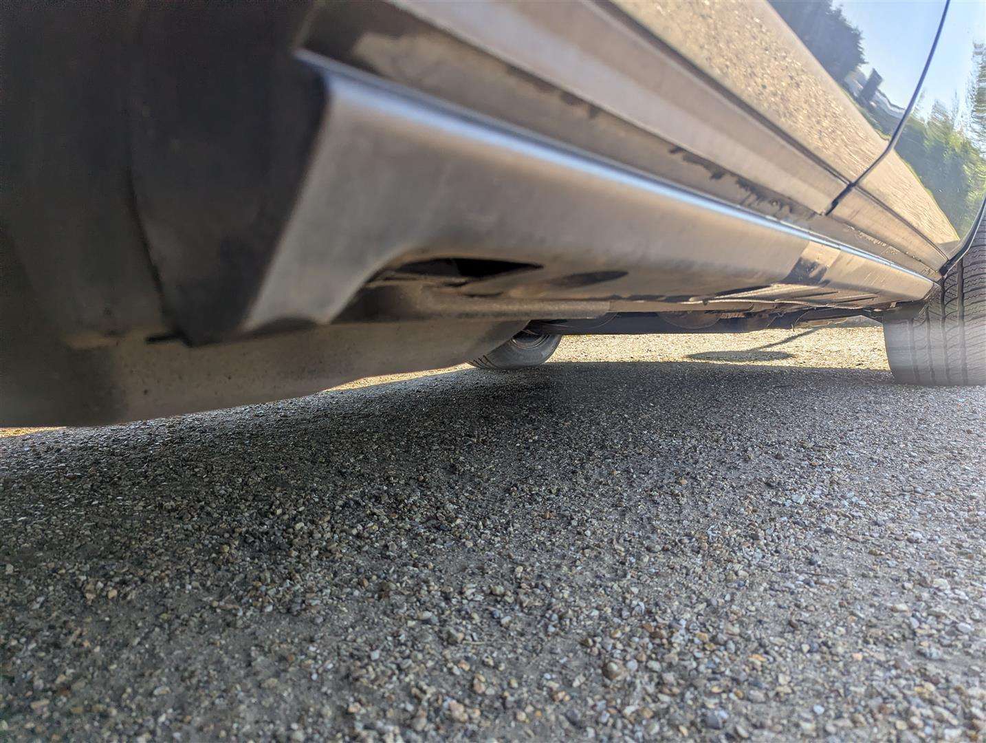 <p>2004 LAND ROVER RANGE ROVER HSE TD6 AUTO</p>