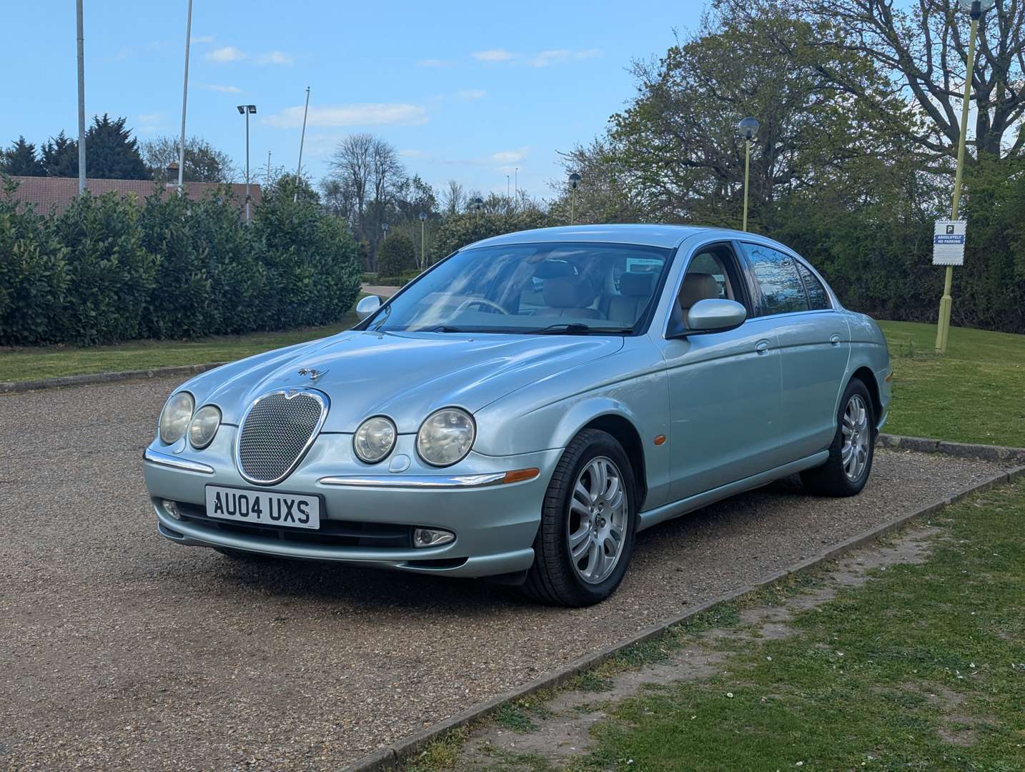 <p>2004 JAGUAR S-TYPE V6 SE AUTO</p>