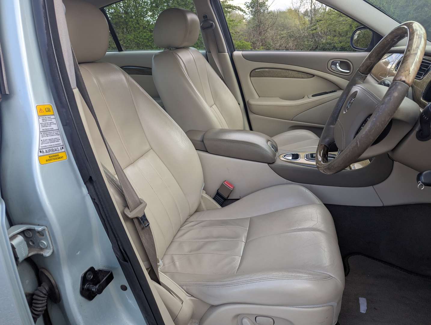 <p>2004 JAGUAR S-TYPE V6 SE AUTO</p>