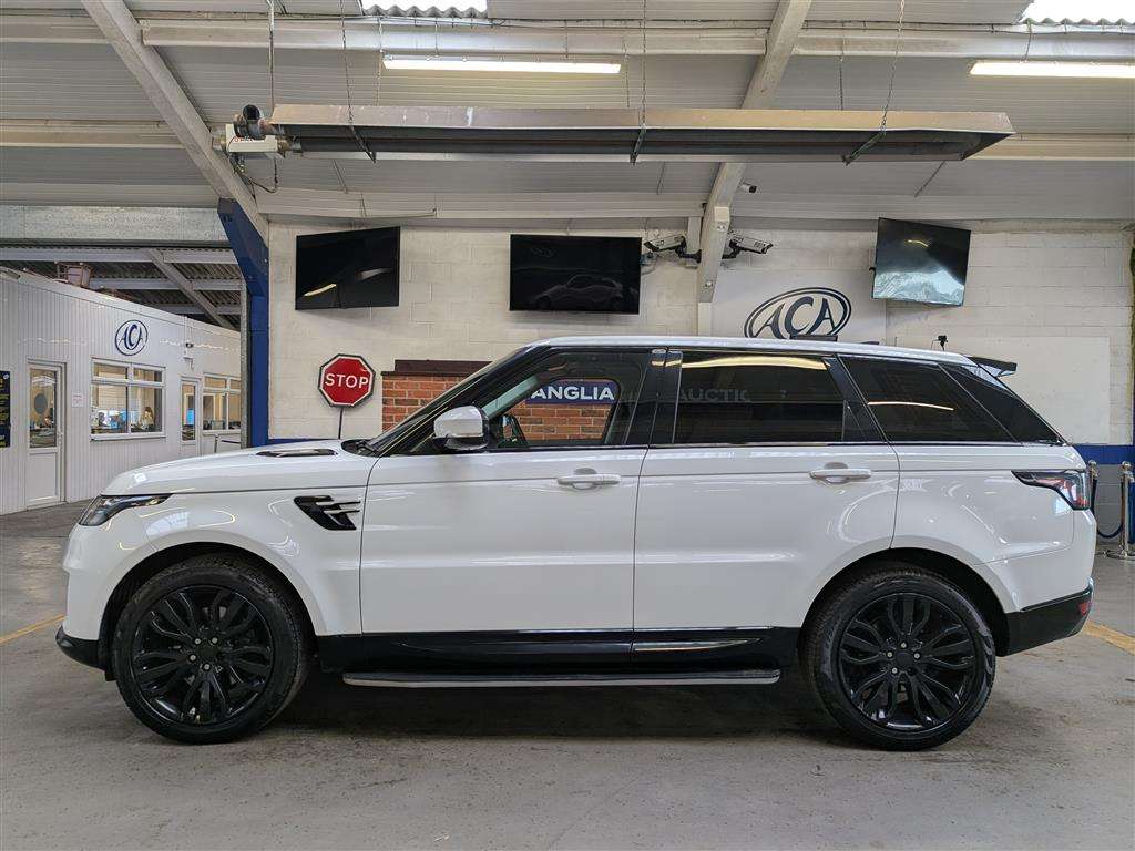 <p>2018 LAND ROVER RANGE ROVER SPORT HSE SD4</p>