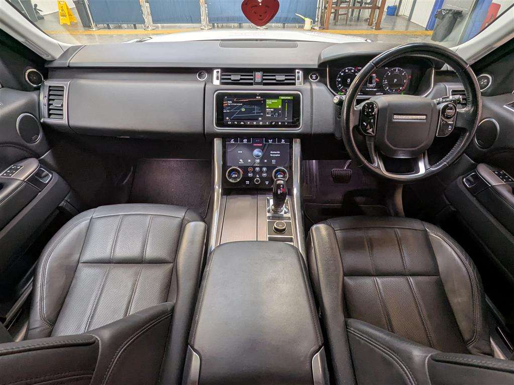 <p>2018 LAND ROVER RANGE ROVER SPORT HSE SD4</p>