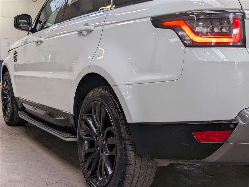 <p>2018 LAND ROVER RANGE ROVER SPORT HSE SD4</p>