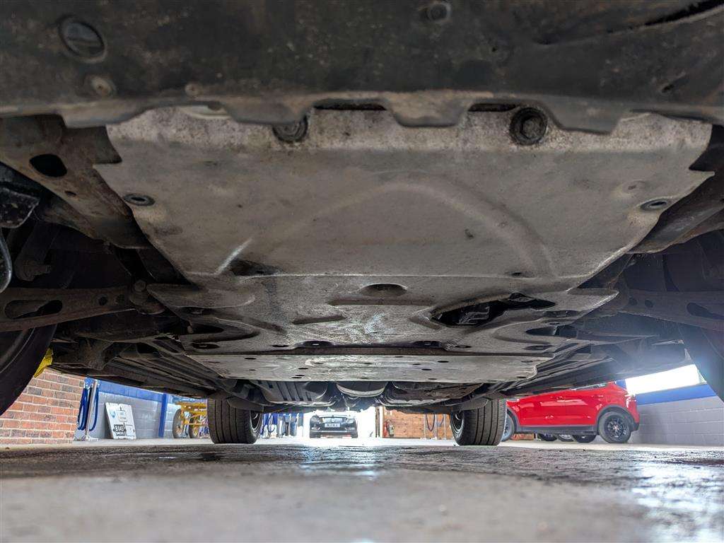 <p>2018 LAND ROVER RANGE ROVER SPORT HSE SD4</p>