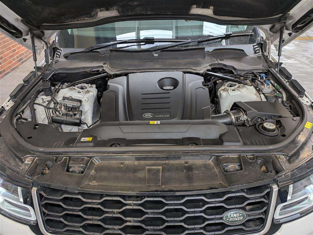 <p>2018 LAND ROVER RANGE ROVER SPORT HSE SD4</p>