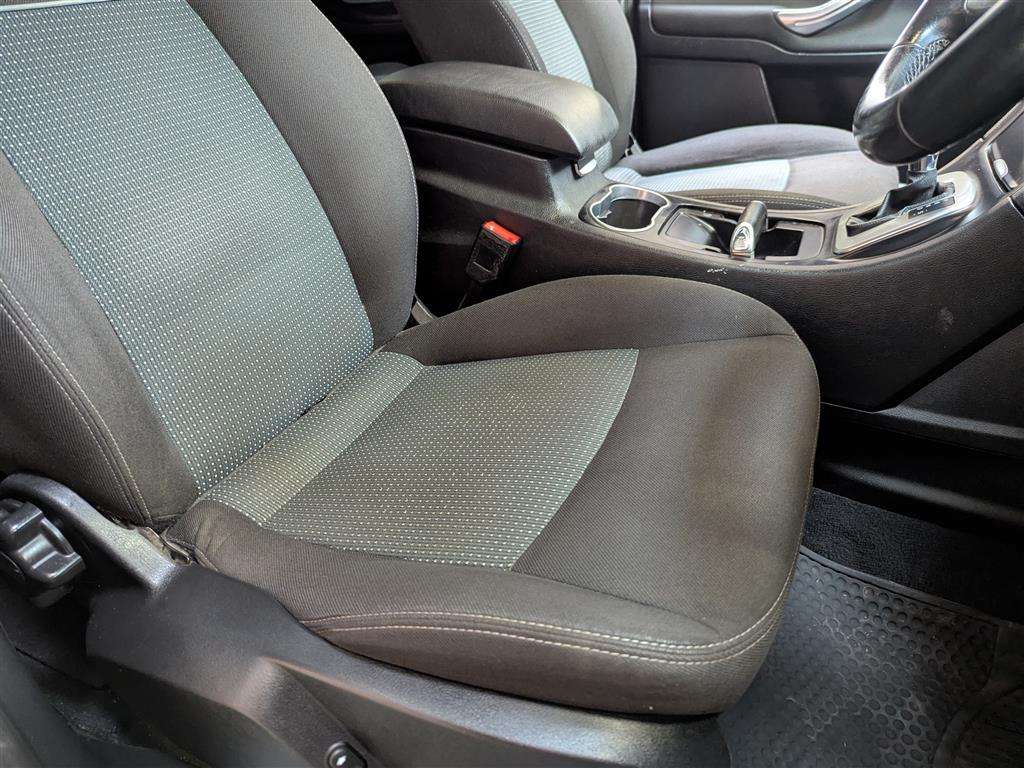 <p>2015 FORD GALAXY ZETEC TDCI AUTO</p>