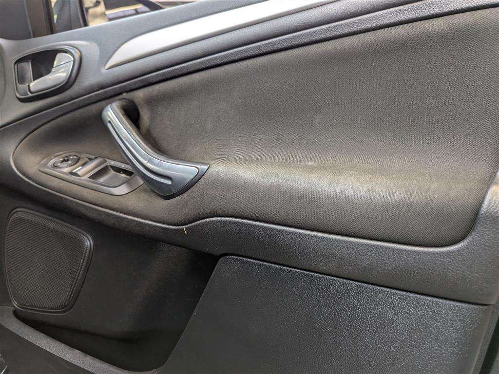 <p>2015 FORD GALAXY ZETEC TDCI AUTO</p>