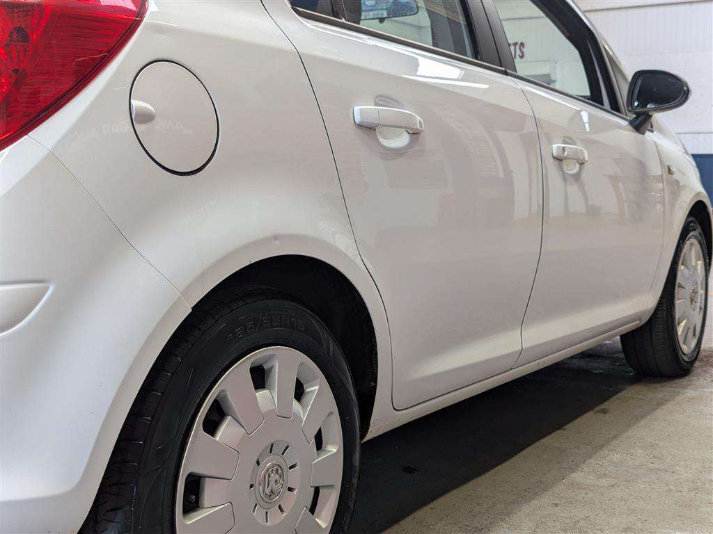 <p>2013 VAUXHALL CORSA EXC-IV AC CDTIEFLEX</p>