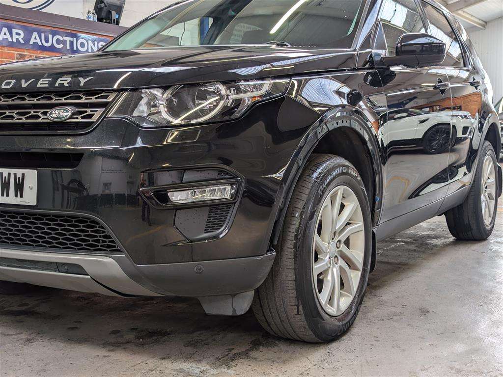<p>2019 LAND ROVER DISCOVERY SPORT SE TECH T</p>