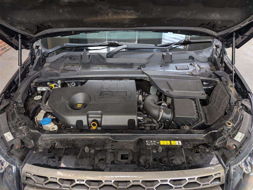 <p>2019 LAND ROVER DISCOVERY SPORT SE TECH T</p>