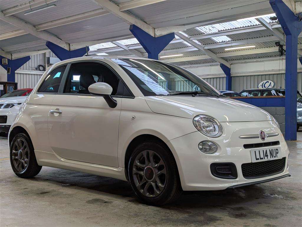 <p>2014 FIAT 500 S</p>